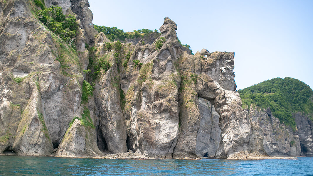 Tsurukake Rock